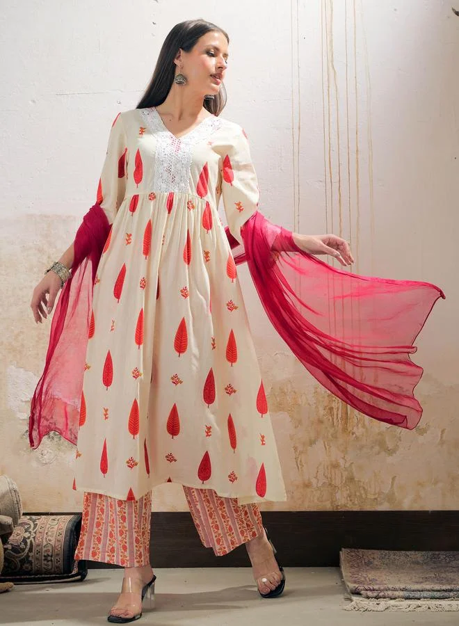 SASSAFRAS SASSAFRAS White and Red Floral Gathered Kurta with Pencil Pants and Dupatta Set