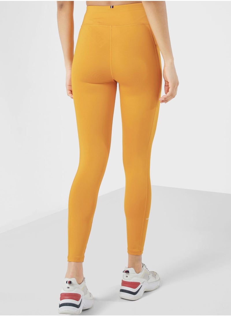 Essential 7/8 Logo Leggings - pzsku/Z7083193A11C0C63D5690Z/45/_/1715257188/f99d6777-c75d-4f4f-813d-d8366b3ceba0