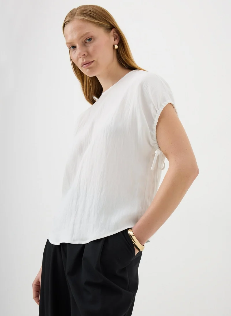 ماتلان Cream Drawstring Sleeve Top
