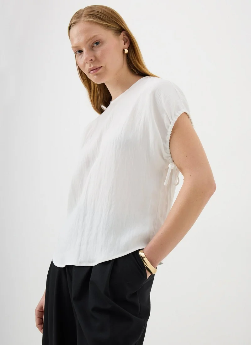 ماتلان Cream Drawstring Sleeve Top