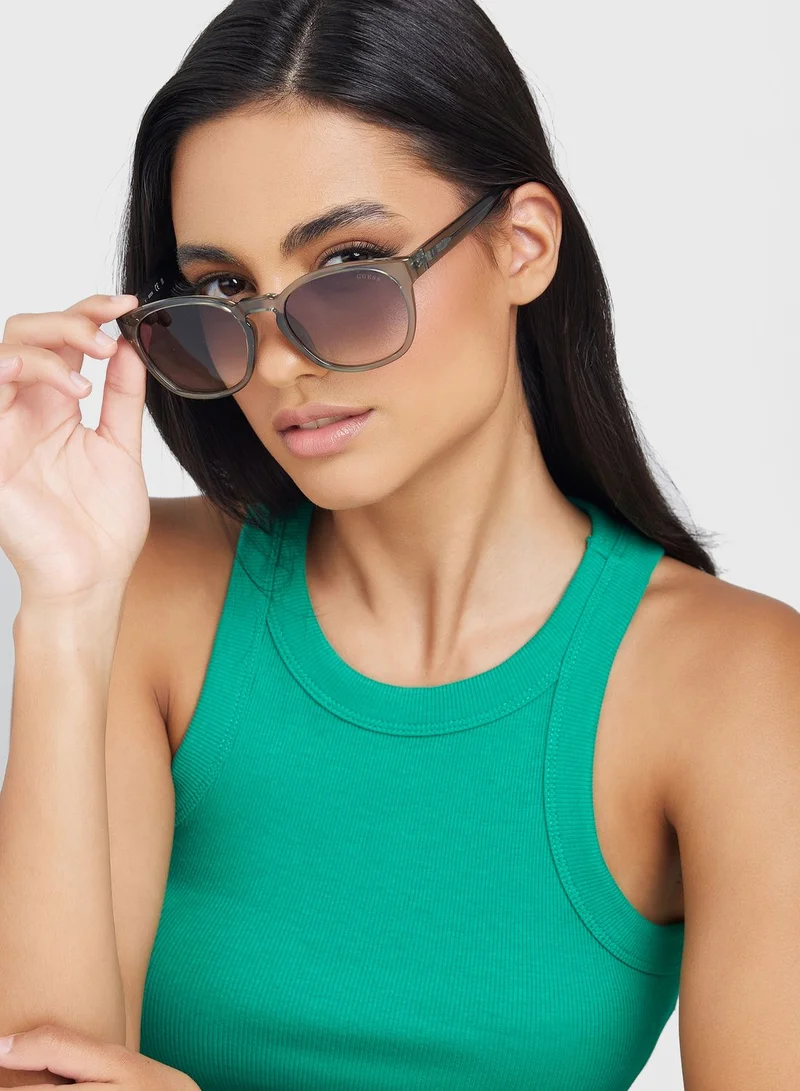GUESS Round Shape Sunglasses
