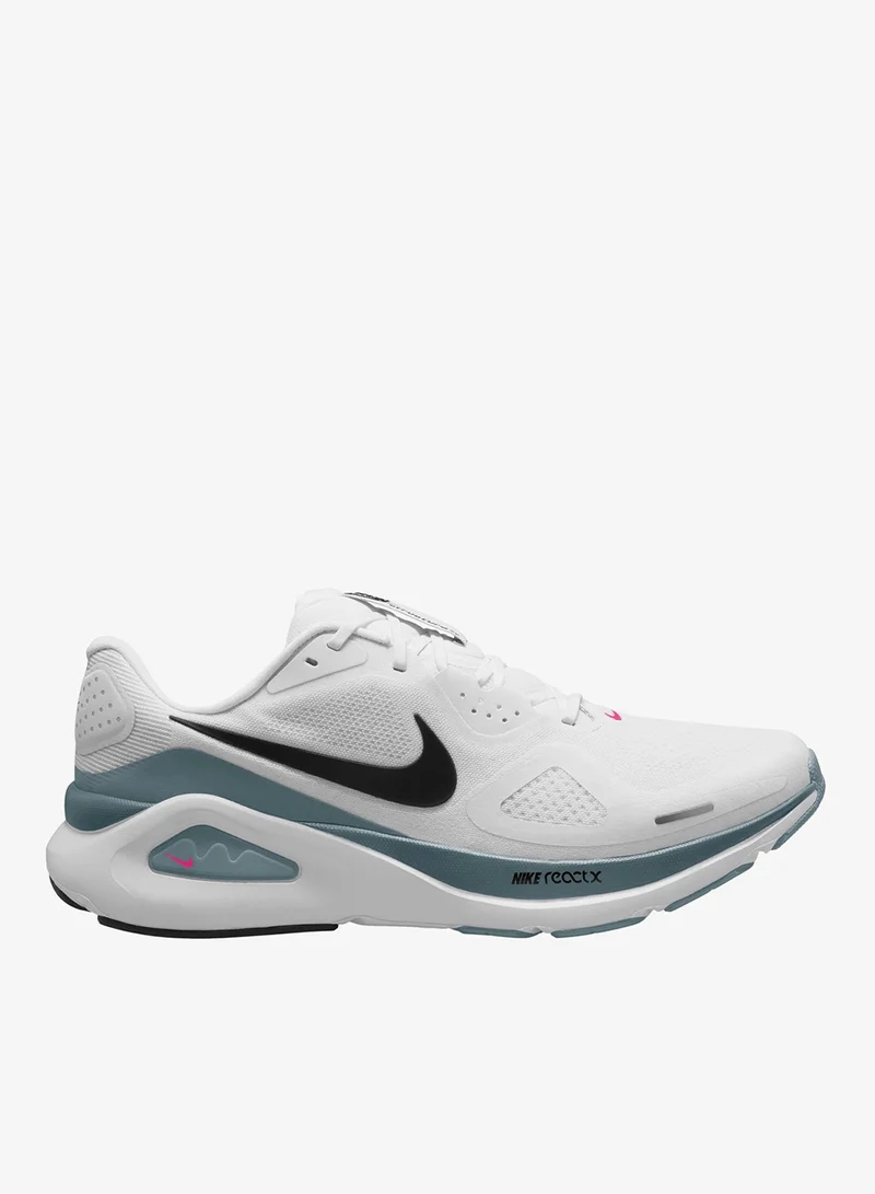 Nike Structure 26