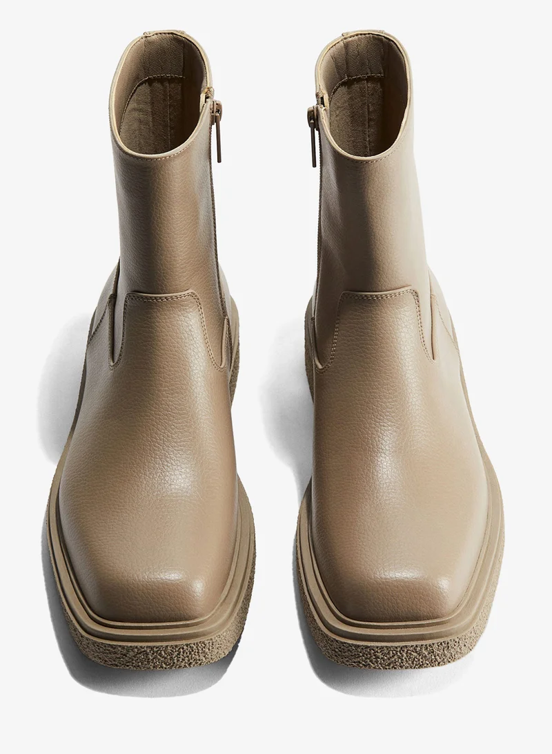 H&M Mole Medium Dusty Boots for Men | Best Price UAE