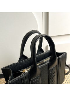 Chloe minimalist tote bag - pzsku/Z708BF425917B974E2DB4Z/45/_/1733910585/5f2cce5d-fc77-4404-846a-63ad3cc7ab10