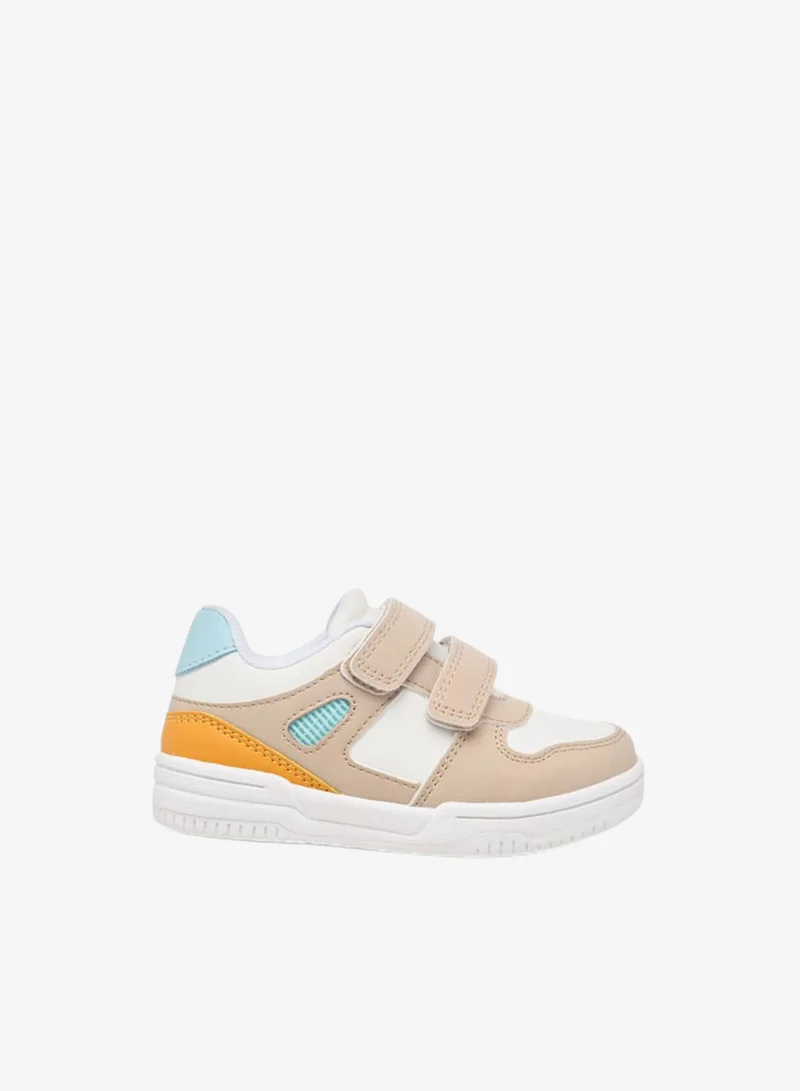 بيرفيت سنيكرز أولاد بنعل بتصميم لوح مع إغلاق بشريط لاصق