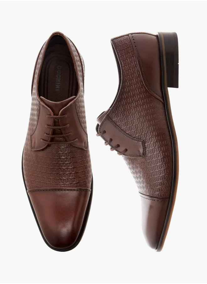 دوتشيني Men's Textured Derby Shoes with Lace-Up Closure