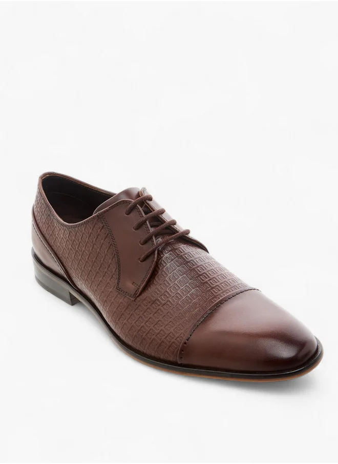 دوتشيني Men's Textured Derby Shoes with Lace-Up Closure
