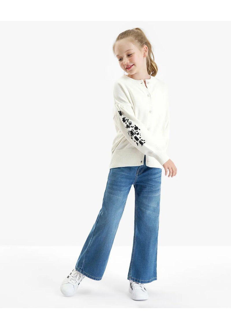 Primo Gino 100% Cotton Knit Full Sleeves Cardigan With Floral Embroidery - Off White - Image 2