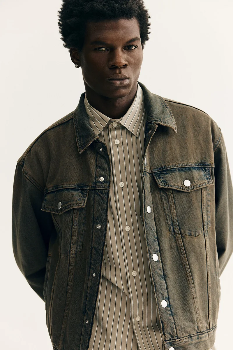 اتش اند ام جاكيت واسع من الدنيم