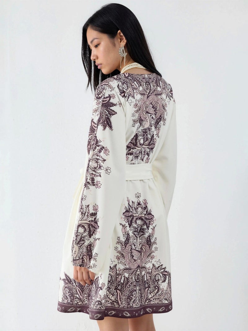 Jennyfer Belted Mini Dress with V-Neck in Paisley - Image 3