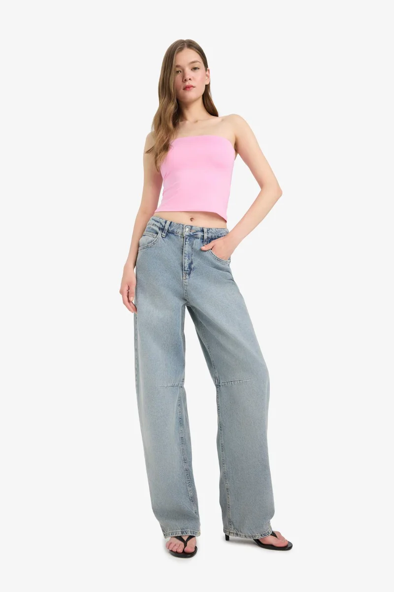 ديفاكتو Slim Fit Strapless Tank Top