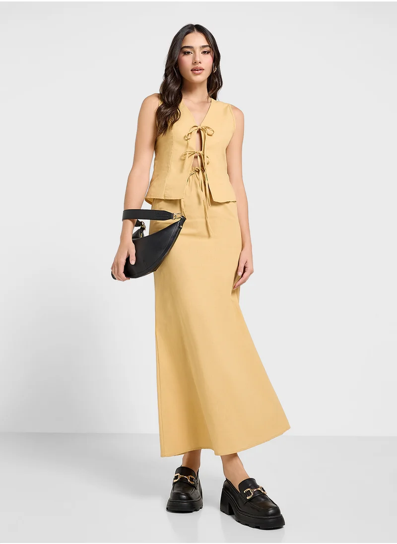 جينجر Tie Up Vest & Maxi Skirt Co-Ord Set