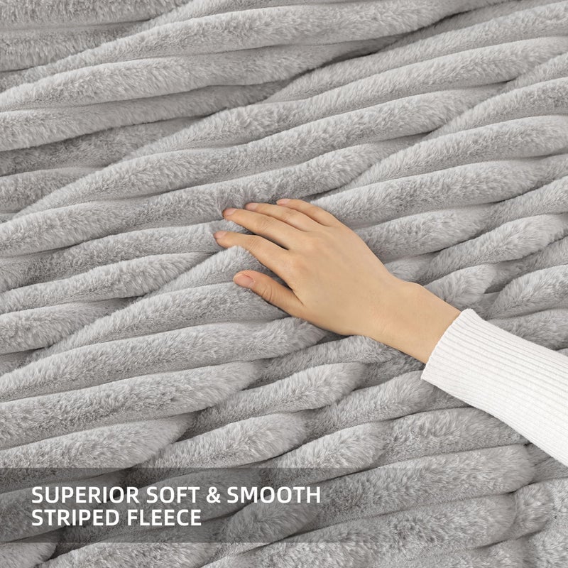 Smoofy Fluffy Queen Comforter Set 3 Pieces - Light Grey Fleece Fluffy Comforter Queen Set, Luxury Fuzzy Queen Bed Set, Soft &Warm Bed Comforter All Season, Heavy Queen Bedding with 2 Pillow Cases - Image 5