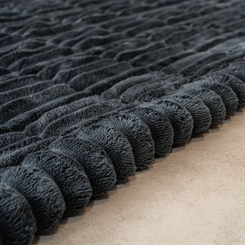 Tnessential Black 4 Rug - Image 4