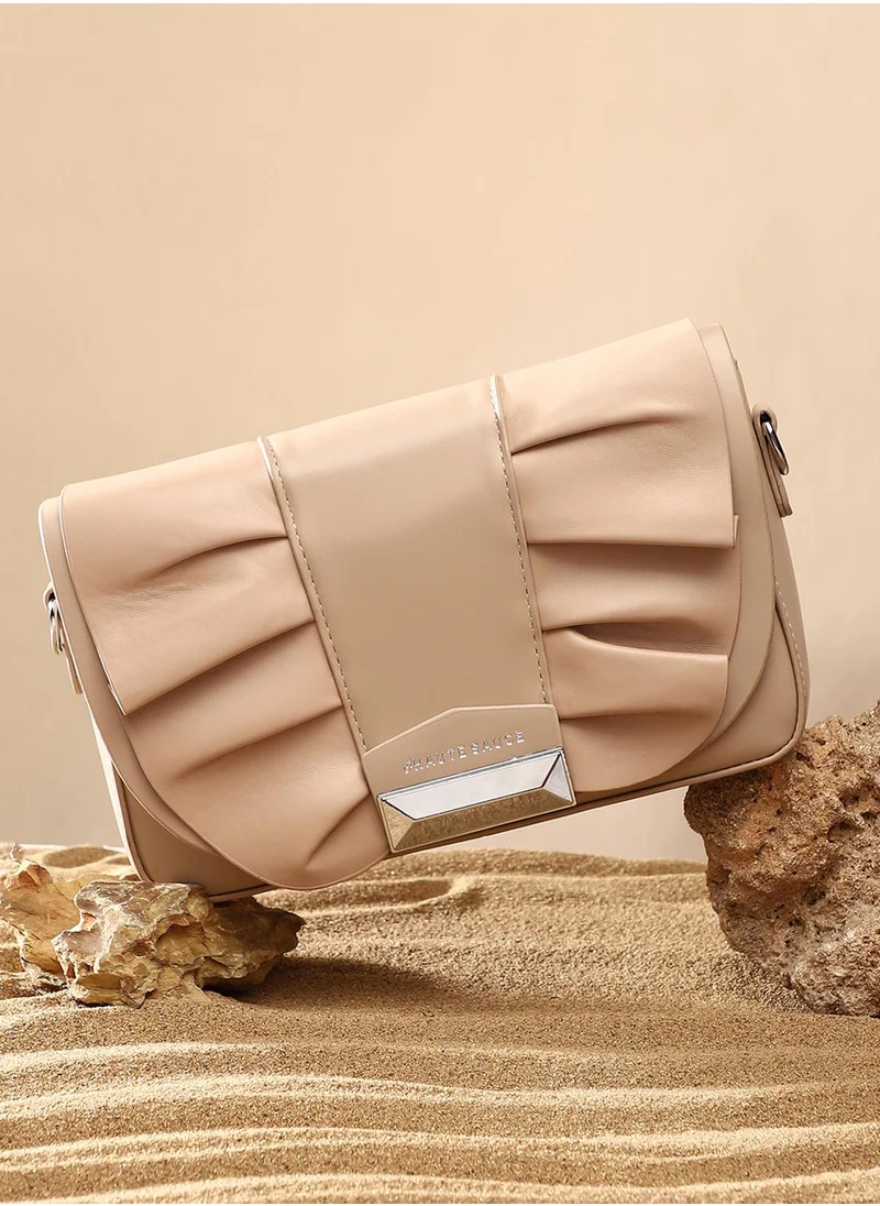 صوص هاوت Women's The Ruched Sling Bag - Beige