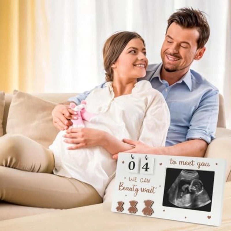 إطار صورة Sonogram مع العد التنازلي للحمل، إطار صور بالموجات فوق الصوتية 4 × 3، تذكار الحمل بطابع الدب مع بطاقات الأرقام ومجموعة بصمات اليد لحديثي الولادة، هدية للآباء المتوقعين، بني - Image 2