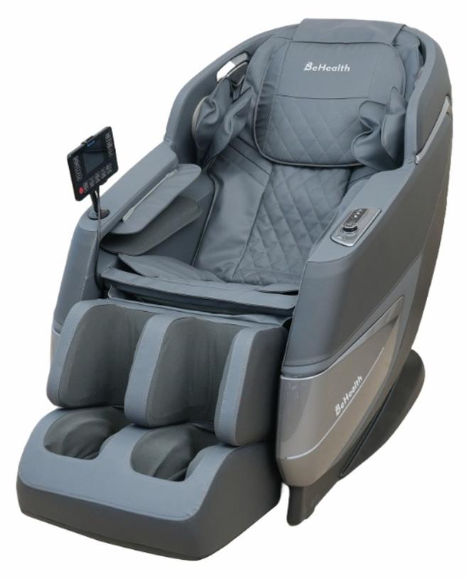 BeHealth كرسي مساج بي هيلث برايم أنجل للجسم بالكامل مع نظام أسطوانة 28 نقطة، 10 برامج تلقائية، انعدام الجاذبية، علاج حراري، أسطوانات للقدم، مكبرات صوت بلوتوث، تحكم LCD، مساج بوسائد هوائية (رمادي مع أسود) - Image 1