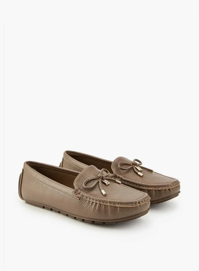 فلورا بيلا من شو إكسبرس Textured Slip-On Moccasins with Bow