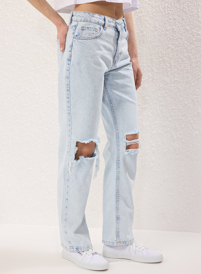 trendyol Light Blue Torn Detailed Normal Waist Wide Leg Jeans - Image 3