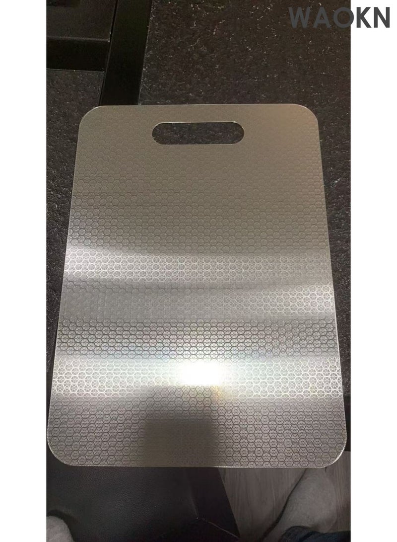 دبليو أيه أو كي أن لوح تقطيع من الفولاذ المقاوم للصدأ، لوح تقطيع مزدوج الجوانب مضاد للانزلاق ومضاد للبكتيريا، لوح تقطيع منزلي مقاوم للبكتيريا والعفن، سهل التنظيف وعديم الرائحة، سطح قطع أملس دون إيذاء اليدين. - Image 5