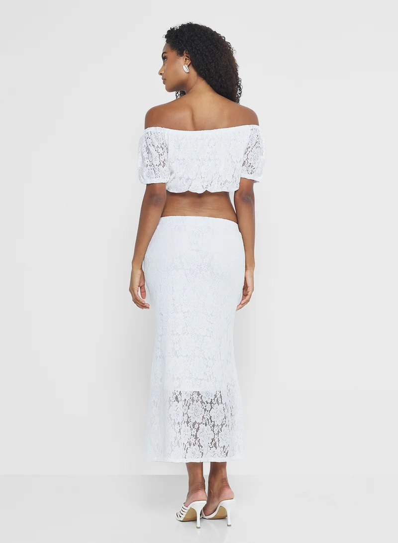 جينجر Off Shoulder Lace Detail Top & Skirt Coord Set