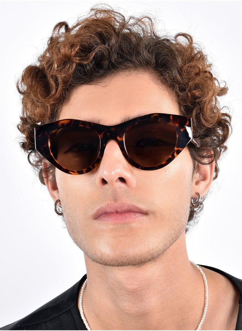 Woggles Red Pappy Jitter Brown Polarized Round Sunglasses  - Image 3