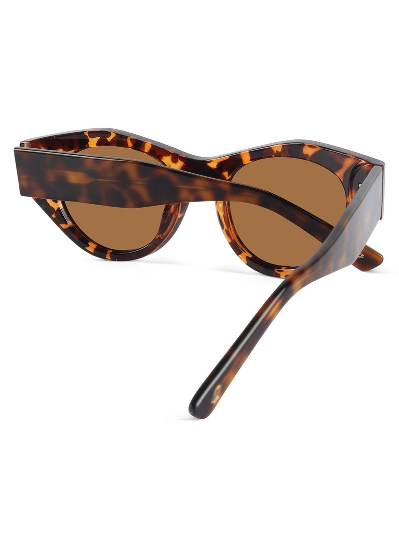 Woggles Red Pappy Jitter Brown Polarized Round Sunglasses  - Image 4