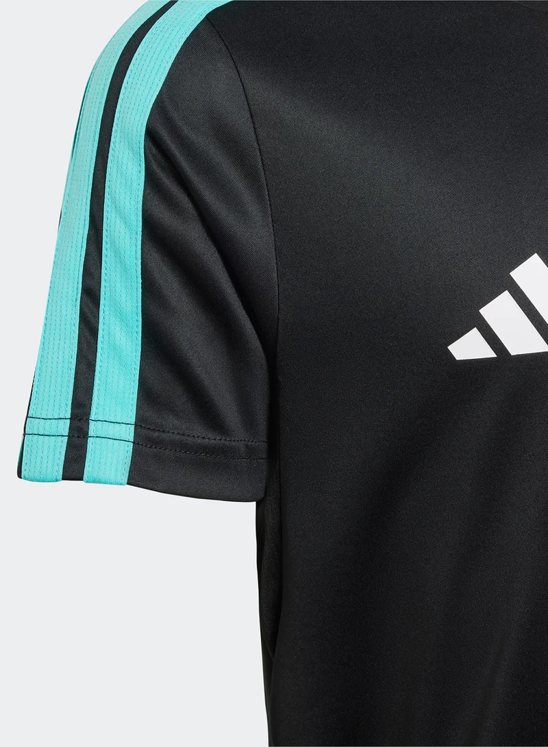 adidas تيشيرت مرسيدس DNA للشباب