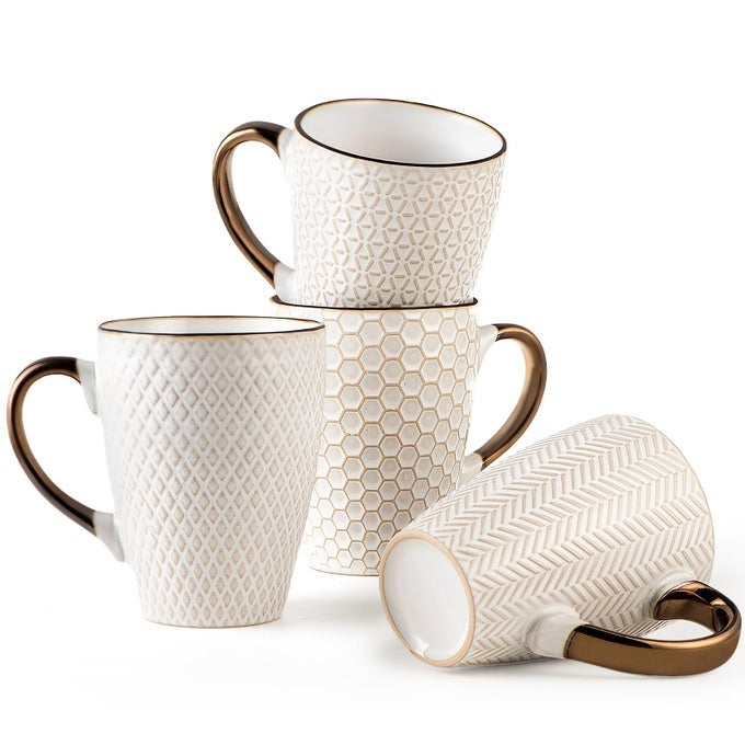 CERAMIC COFFEE MUG SET 16 OZ LARGE COFFEE MUGS EMBOSSED STONEWARE CUPS WITH HANDLE FOR LATTE TEA CAPPUCCINO COCOA MICROWAVE DISHWASHER SAFE SET OF 4 WHITE