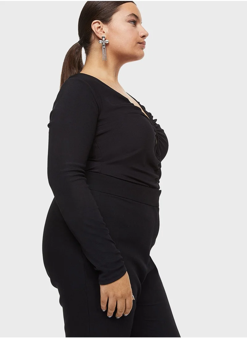 H&M Cut Out Ruched Top