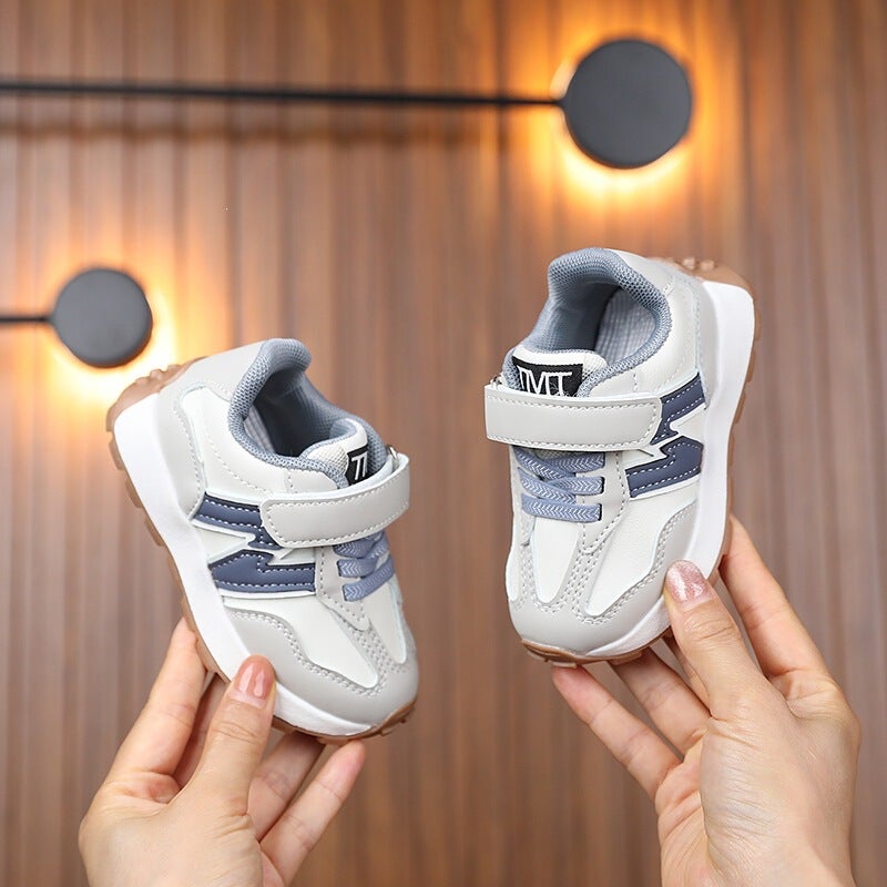 Mesh Sneakers Lightweight Flexible Sole Walking Shoes For Kids Indoor And Outdoor Activities - Image 2