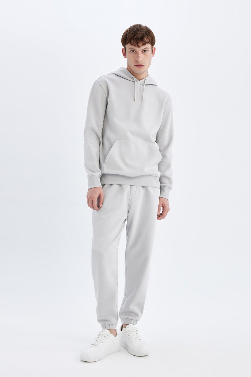 DeFacto Man Regular Fit Hooded Soft Furry Basic Sweatshirt - Image 5