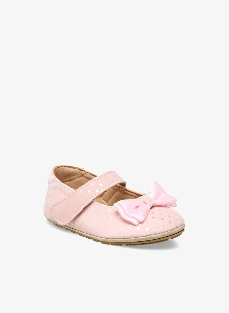 بيرفيت Booties With Hook And Loop Closure