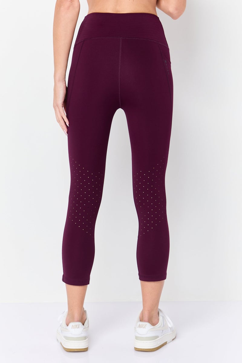 UNDER ARMOUR سراويل كابري رياضية للنساء، بوردو - Image 3