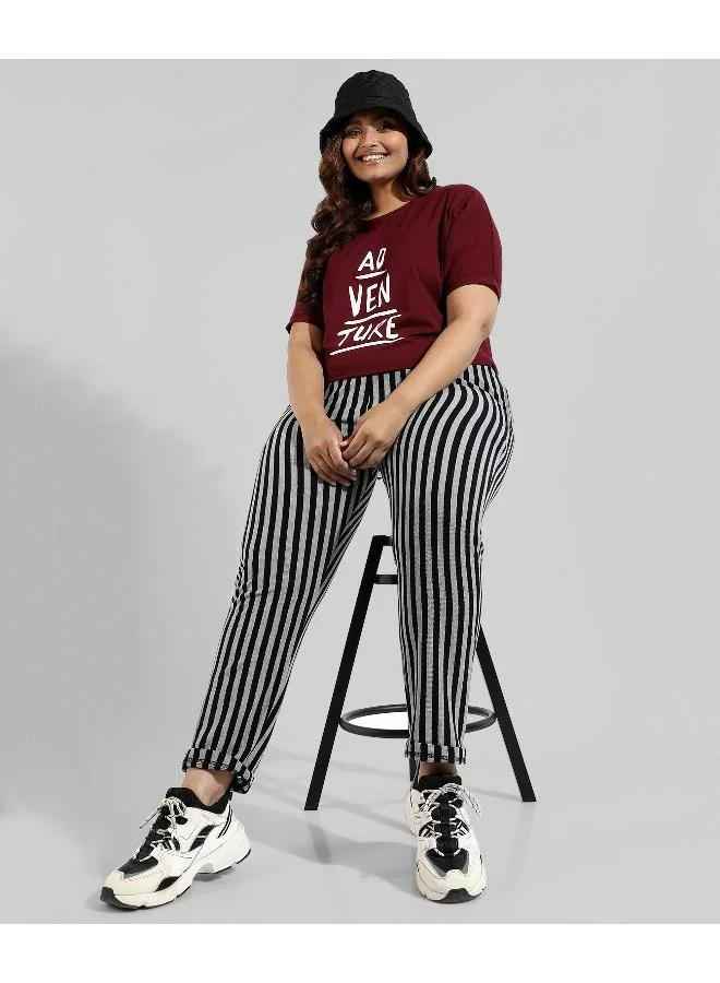 انستافاب بلس بلوزة نسائية مطبوعة بياقة مستديرة أنيقة من إنستافاب بلس