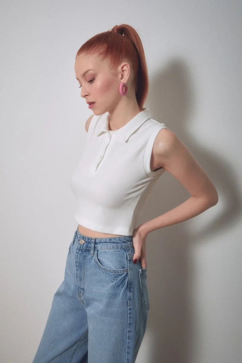 فولامودا Ribbed Polo Neck Crop Body