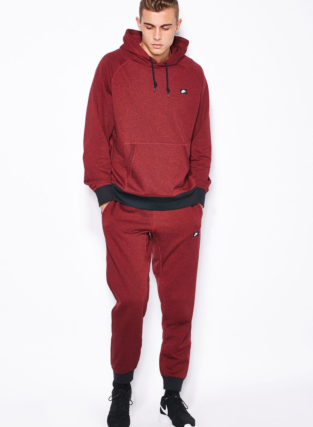 nike aw77 hoodie red