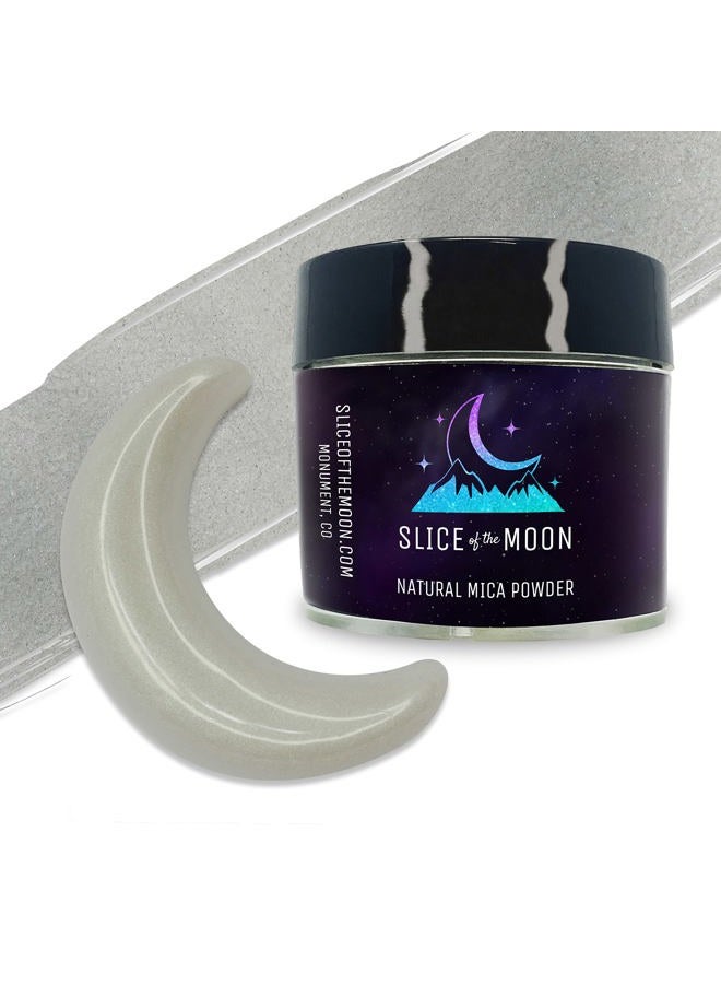 Slice of the Moon : Iridescent Green Mica Powder 15g, Natural Mineral Mica, Cosmetic Grade For Lipstick Lip gloss Bath Bombs Epoxy Resin Face Blush Powder Eye pencil Dye Pigments Candle Making - Image 1