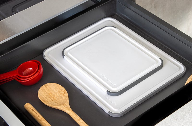 KitchenAid Classic Non-Slip, BPA-Free and Non-Absorbent Polypropylene Cutting Board with Perimeter Trench, 8" x 10" - Image 5