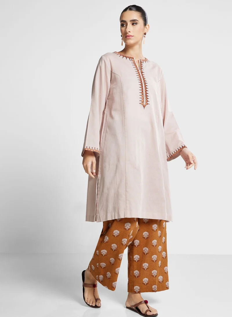 Nishat Linen Round Neck kurti and High Waist pants