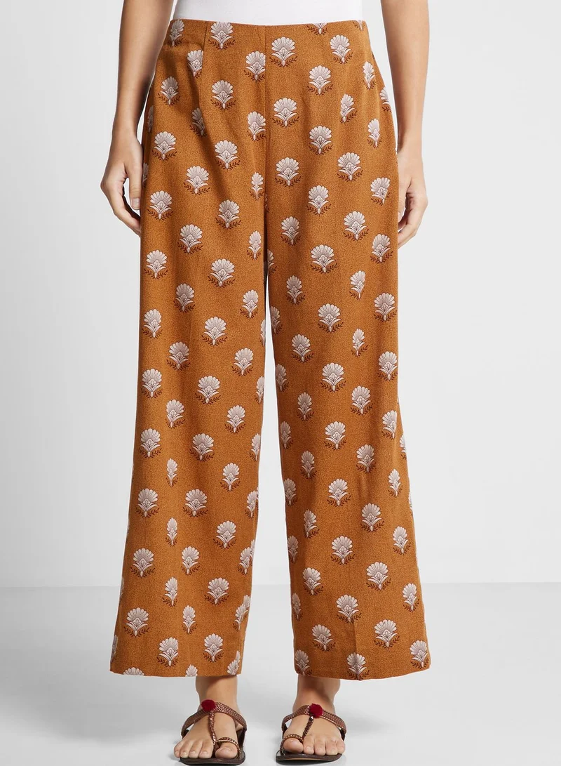 Nishat Linen Round Neck kurti and High Waist pants