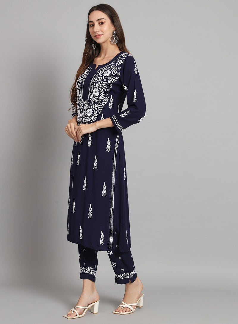 Alaya Women Hand Embroidered Chikankari Cotton kurta set-AL3451KS  - Image 4