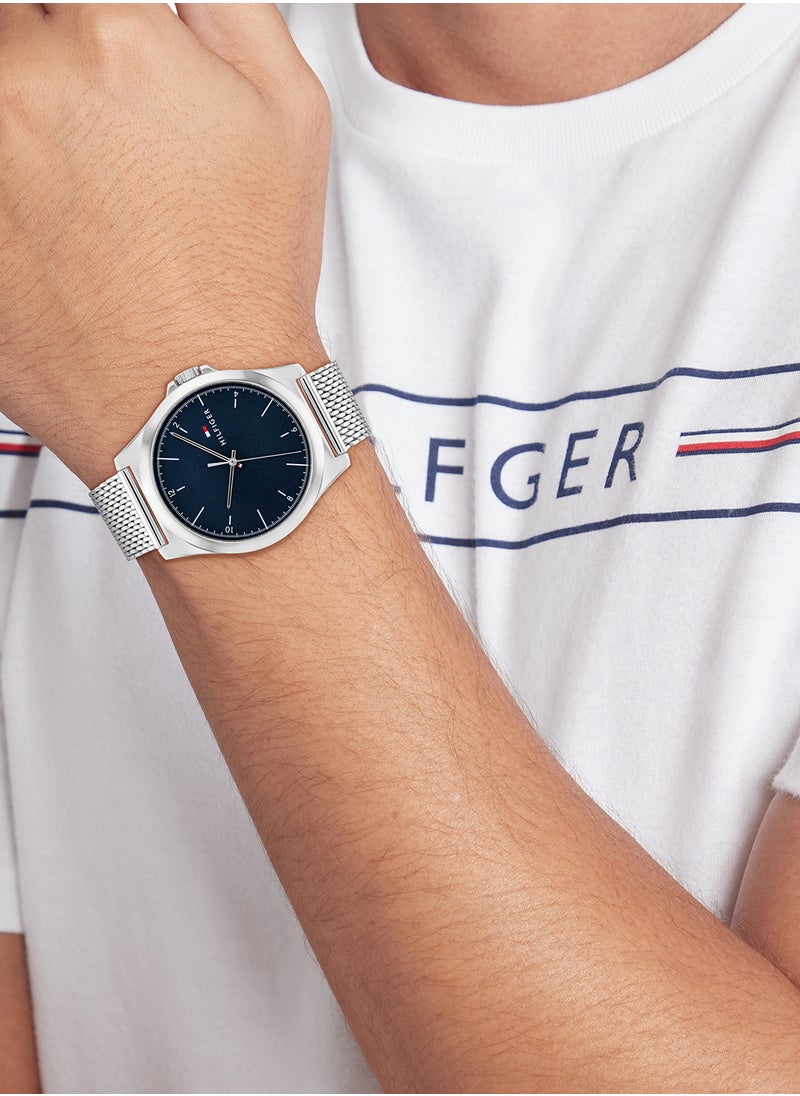 TOMMY HILFIGER ساعة يد رجالية من الستانلس ستيل بعقارب دائرية الشكل 1710547 - 42 ملم  - Image 4