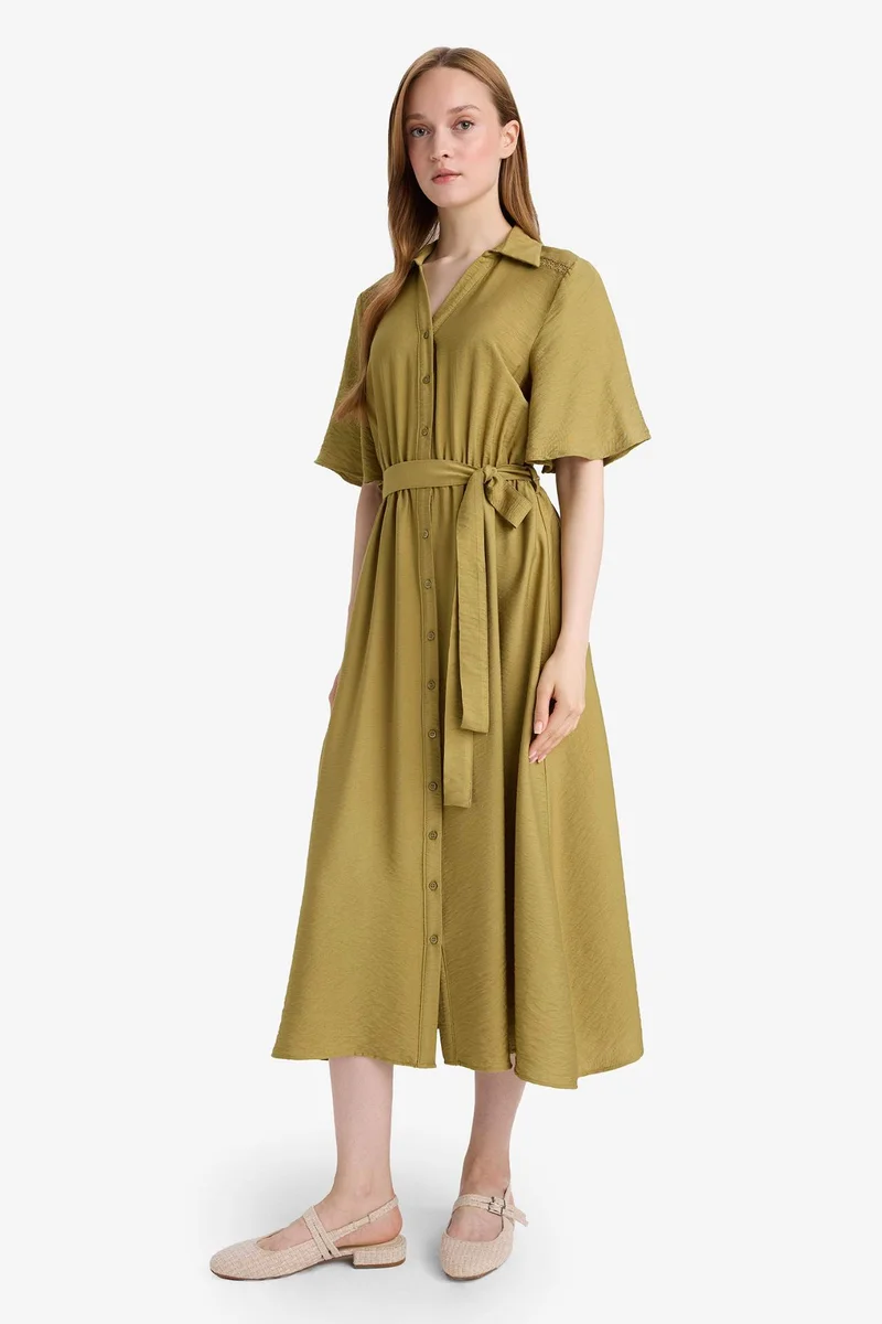ديفاكتو A-Line Shirt Collar Short Sleeve Midi Dress