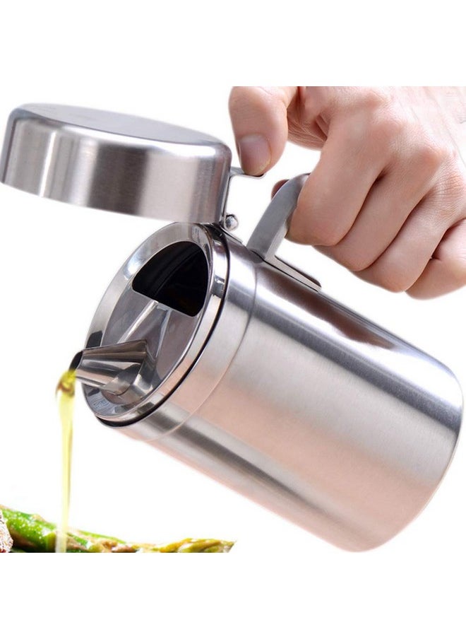 LVOERTUIG LVOERTUIG Olive Oil Dispensers Bottle, 550ML Oil Can Stainless Steel Oil Dispenser Pot Leak Proof Oil Salad Dressing Storage Oil Bottles Oil Container with Lid for Kitchen Cooking BBQ  - Image 1