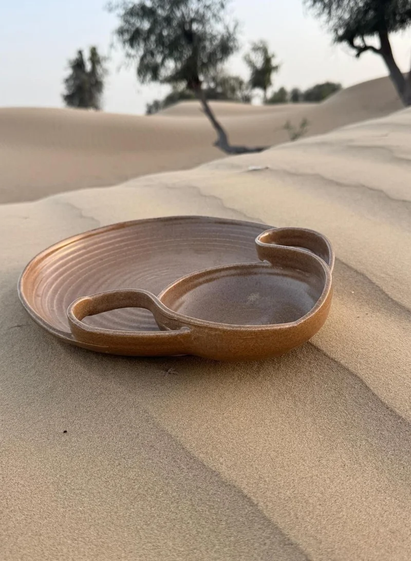 Tohfa Luxe TohfaLuxe Dessert Art – Handcrafted Brown Ceramic Chip & Dip Platter