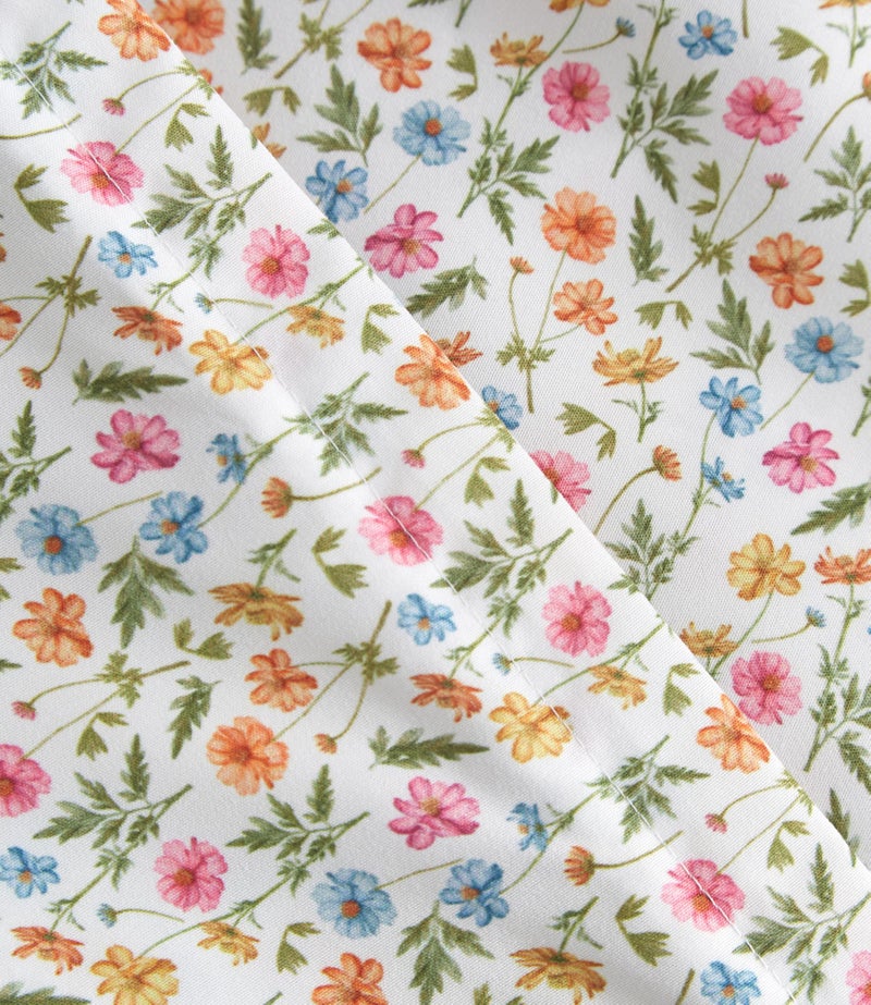 CGK Unlimited Duvet Cover Queen Size Set Extra Soft Floral Duvet Cover 90 x 90 with 2 Pillow Shams Comfy Breathable Floral Bedding Set Hotel Luxury Fade Free with Zipper Closures and Ties Spring Garden - Image 2