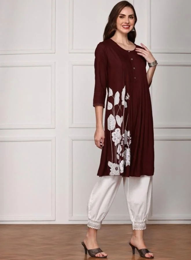 آي شين Women's Maroon Rayon Printed Tunic Straight Fit Kurta