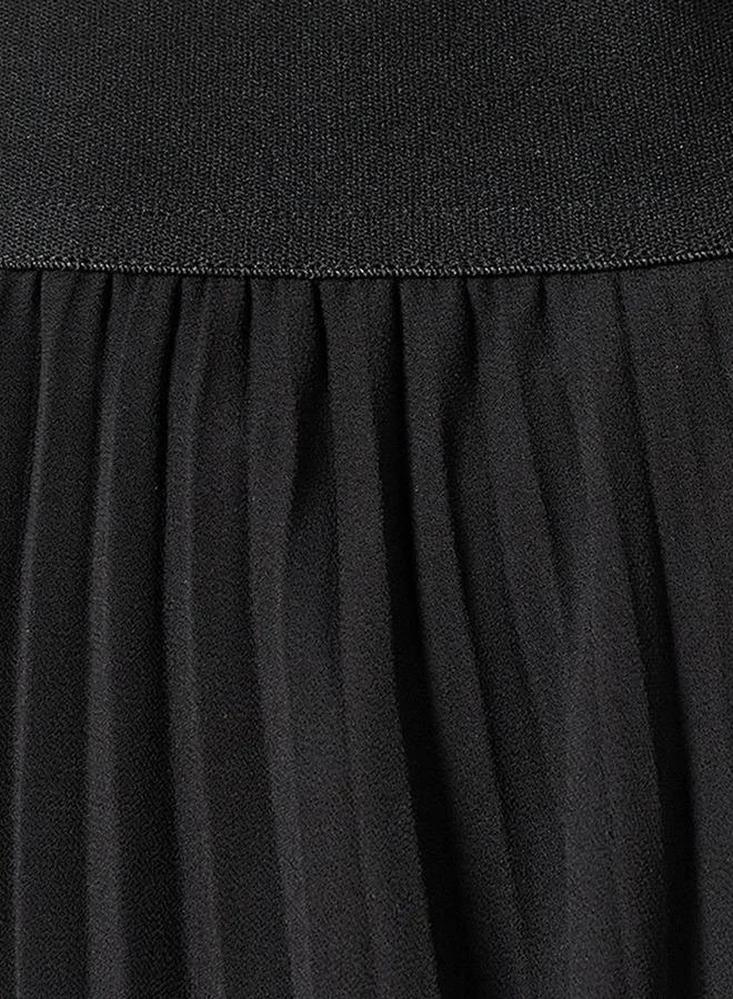 Splash FAV Basics Midi Skirt with Pleated Design