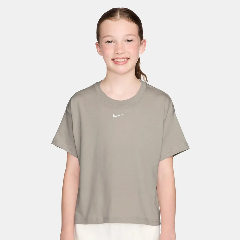 Nike Kids' Sportswear T-Shirt (Older Kids)